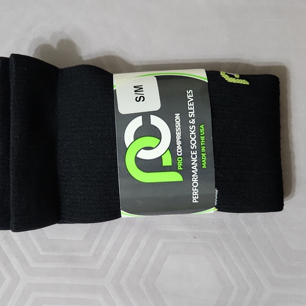 Compression Socks - Picture 3 of 6